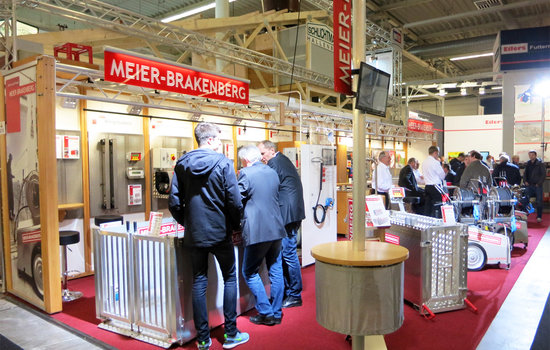 Meier-Brakenberg also exhibit this year at Agrarunternehmertagen in Münster. We show the mobile single animal weighing machine for weighing fatteners directly in the inlet. Also in the picture: our pressure cleaner for professionals.