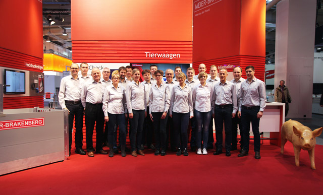 Das Team "Meier-Brakenberg" auf der EuroTier in Hannover Das Team "Meier-Brakenberg" auf der EuroTier in Hannover - kompetenten Beratung zu den Themen Hochdruckreiniger und Tierwaagen, sowie Tränkeanlagen und Stallkühlung.