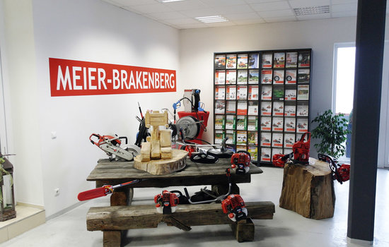 In der Hausausstellung bei Stephan Schönberger Landtechnik in Mitterskirchen können Besucher unsere mobilen Profi-Hochdruckreiniger und die mobile Einzeltierwaage in Augenschein nehmen.
Besonderheit: der mobile Heißwasser-Hochdruckreiniger als Dampfstrahler MBHot1320.