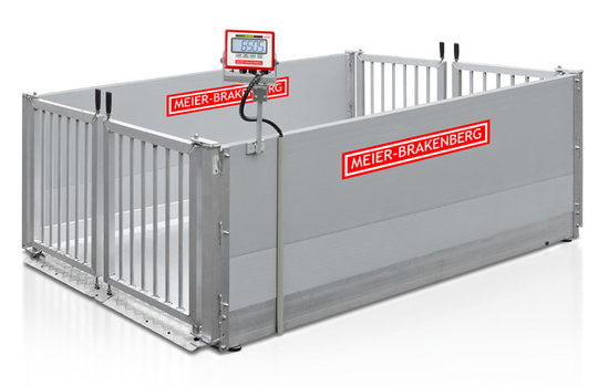 The solid aluminium scale with double-leaf doors is available in various dimensions. The picture shows a standard size: 1.80 x 3.00 m. The group scale can be moved easily with the carriage. Greatest benefit for you: only 2 cm step in - the animal scale no longer needs to be let into the barn aisle!