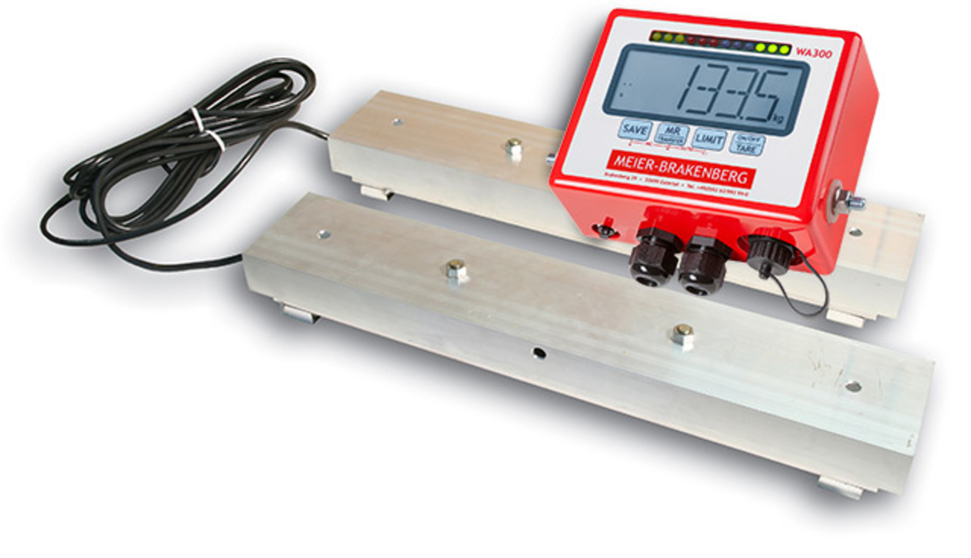 Two aluminium weighing beams with newly developed weighing display WA300 and weighing range up to 1,000 kg. The economical solution for building your own mobile animal scale.