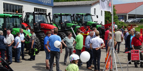 Zum 90 Jährigen Bestehen veranstaltete der Vertriebspartner Wilhelm Stahl GmbH in Rot am See seine Hausmesse. Bei bestem Wetter strömten zahlreiche Besucher auf das Betriebsgelände.
